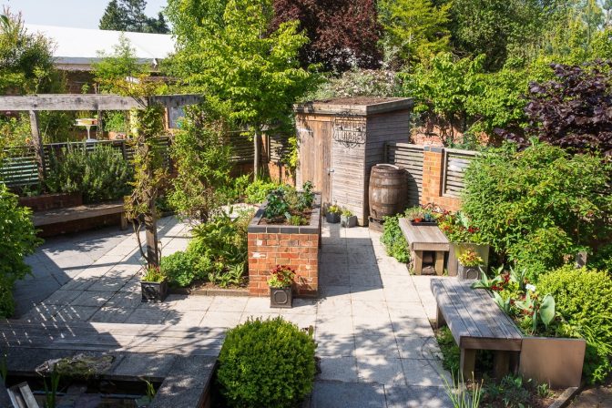 190516 20 Designer garden