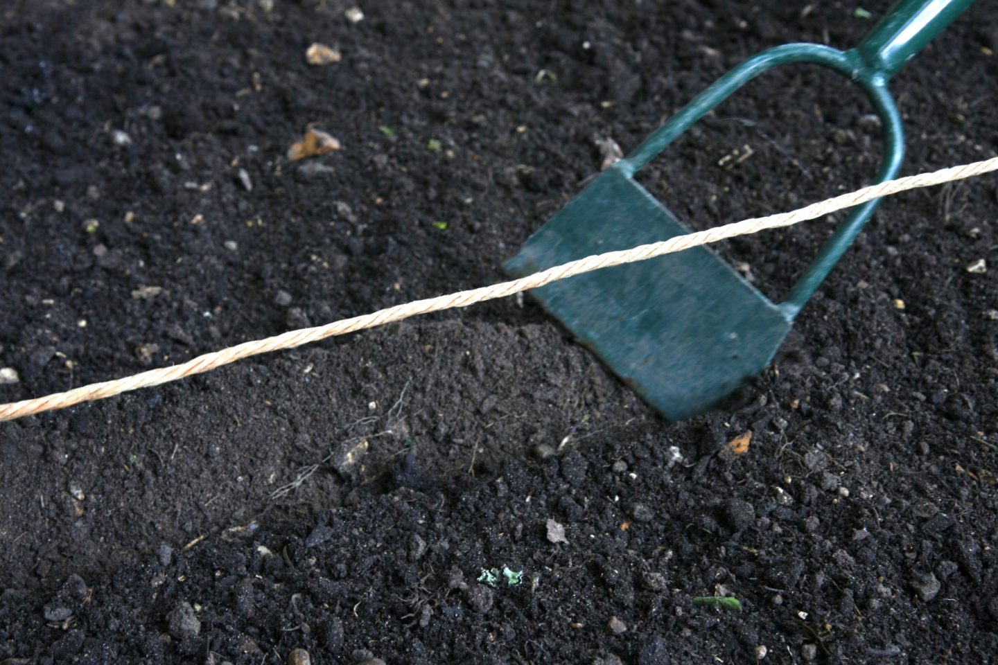Сапка використовується для створення сівалок для посіву насіння